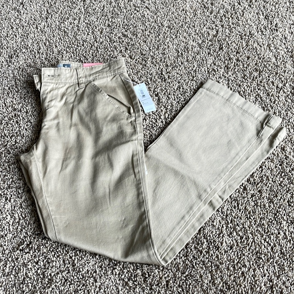 Old Navy bootcut khaki. 10 regular.